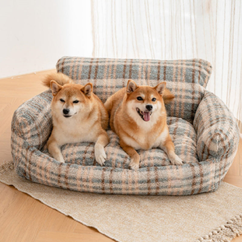 Lazy Holiday Plush Cozy Dog &amp; Cat Sofa Bed - Pawhearth