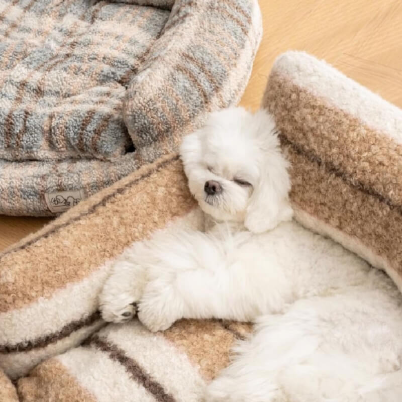 Lazy Holiday Plush Cozy Dog &amp; Cat Sofa Bed - Pawhearth