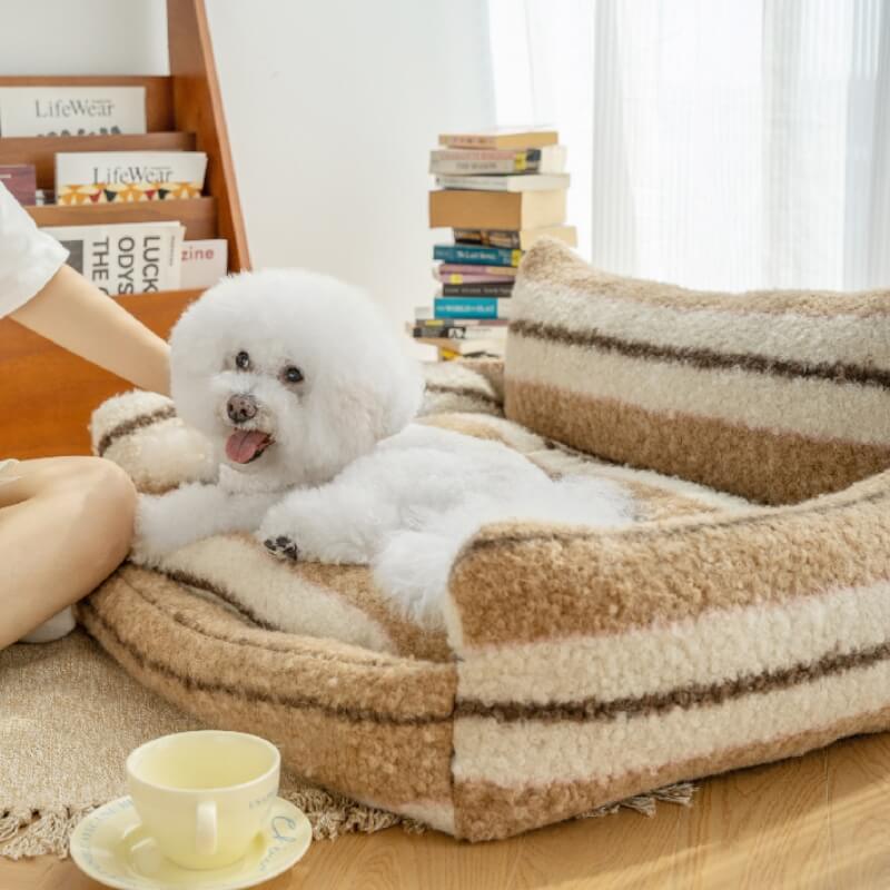 Lazy Holiday Plush Cozy Dog &amp; Cat Sofa Bed - Pawhearth